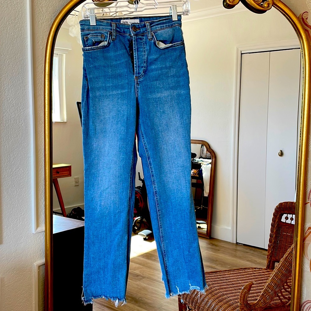 High waisted straight cut jeans